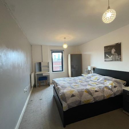Modern Apartment Near Bullring Бірмінгем Екстер'єр фото